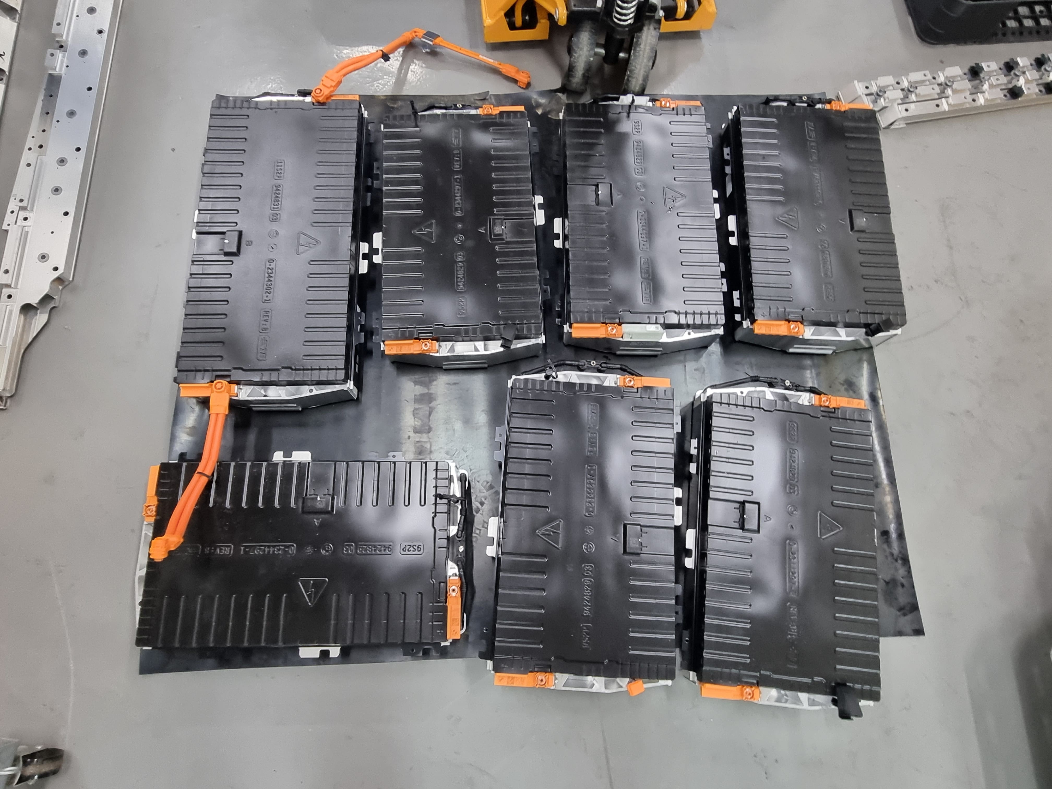 BMW iX3 배터리 모듈